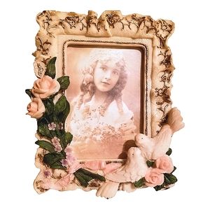 3-D Picture Frame with Doves, Flowers, Gold Leafing Designs NWOT